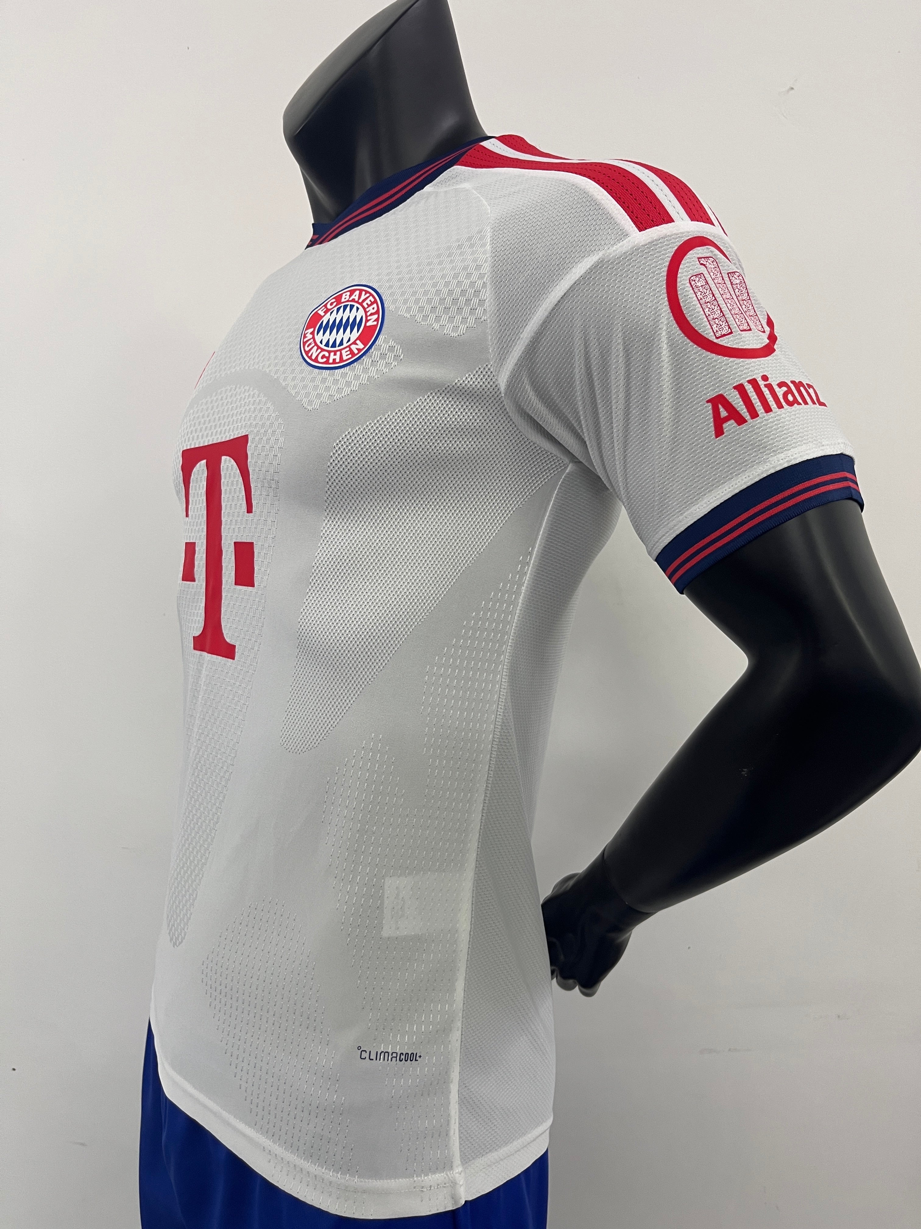 FC BAYERN MÜNCHENAUSWÄRTS 26/27