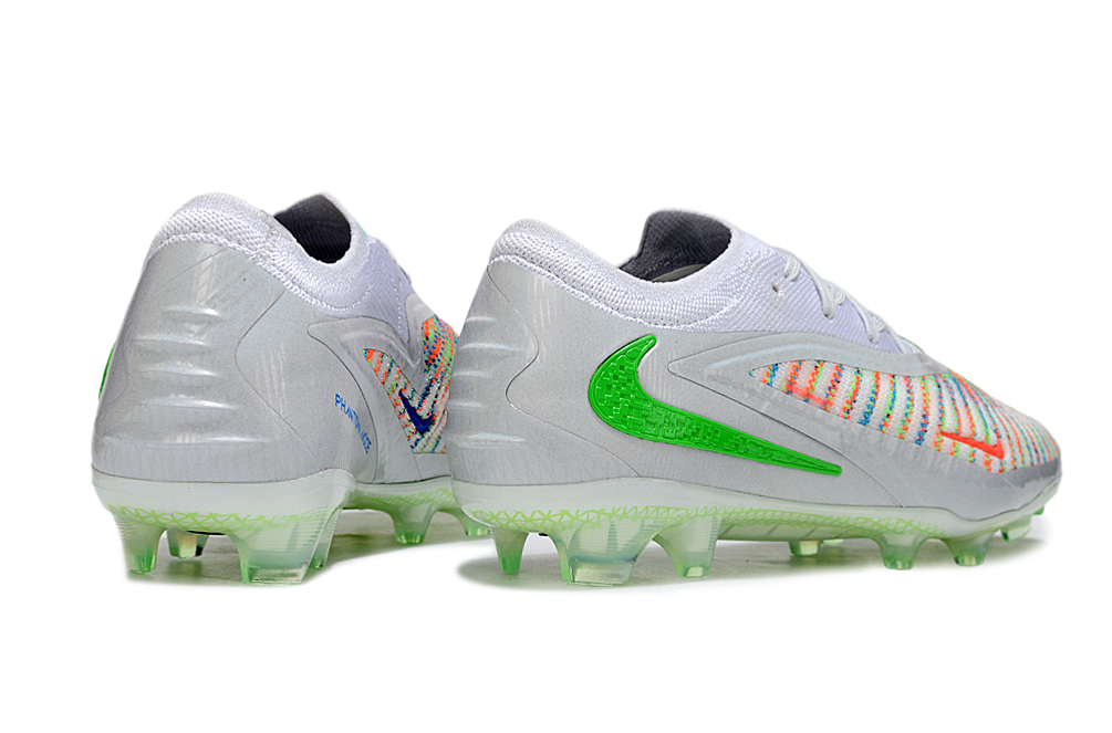PHANTOM 6 LOW CUT FG EDITION EA FC