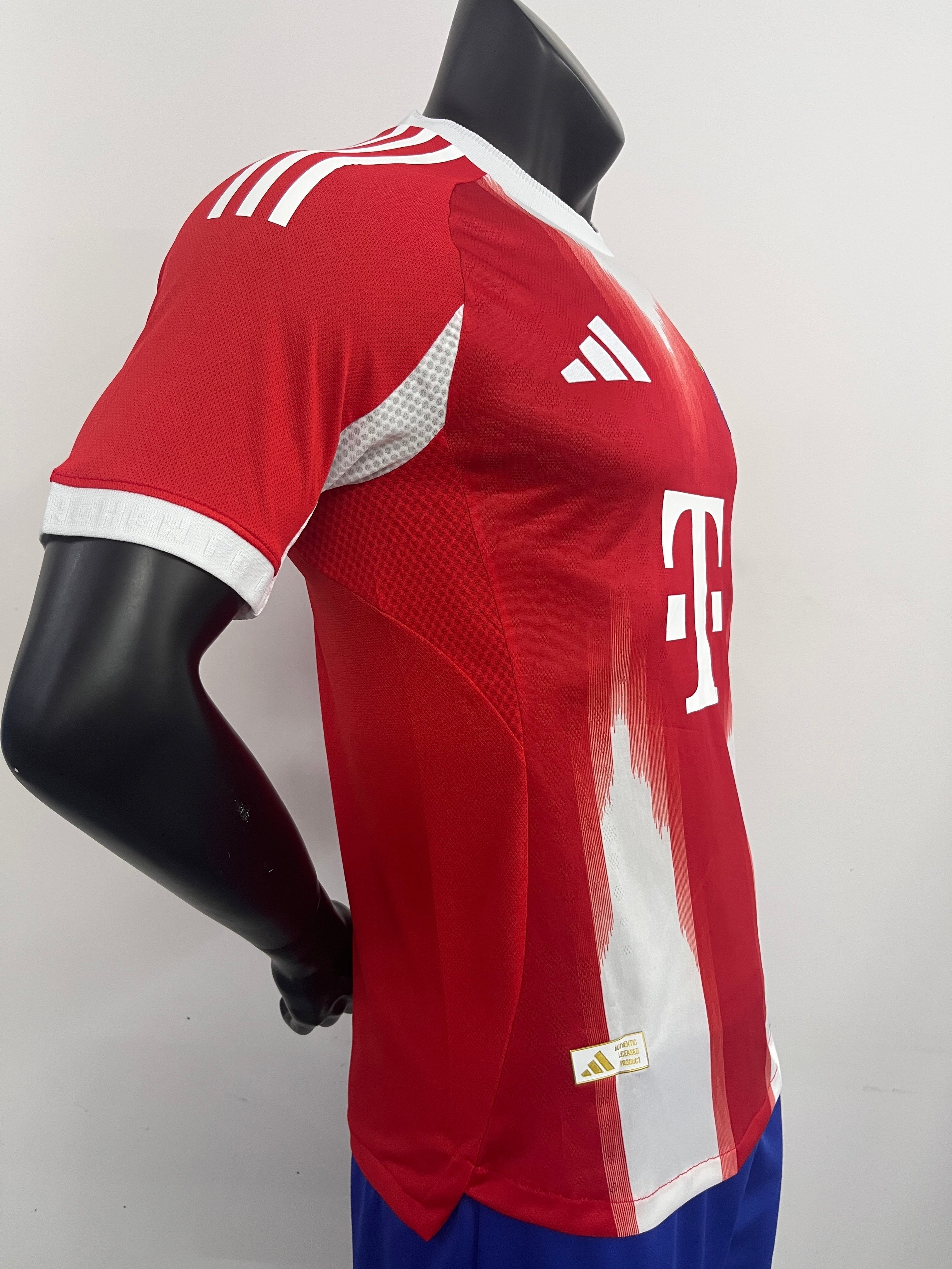 FC BAYERN MÜNCHEN HEIM 25/26